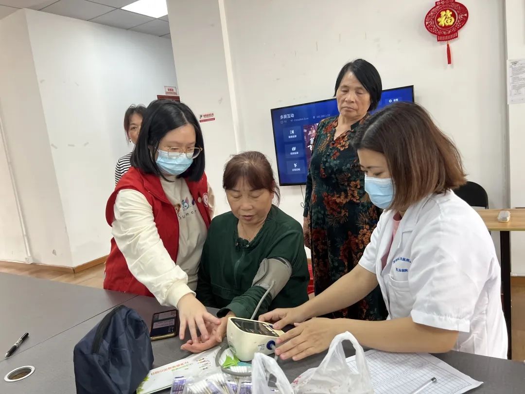 老年人中医保健义诊活动